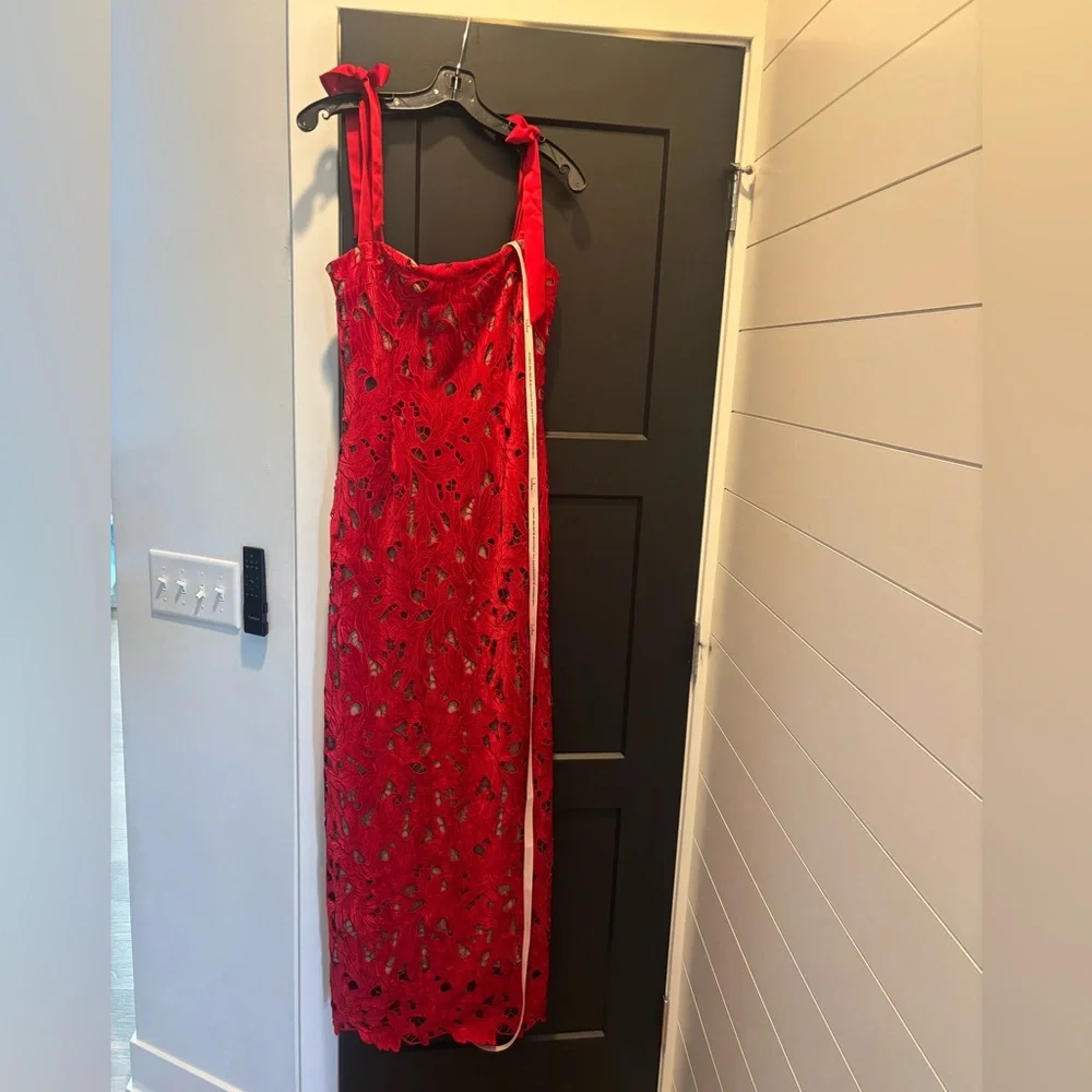 Lulus Ramsey Red Embroidered Tie Strap Maxi Dress Evening Gown Medium NWT NEW - Picture 5 of 12